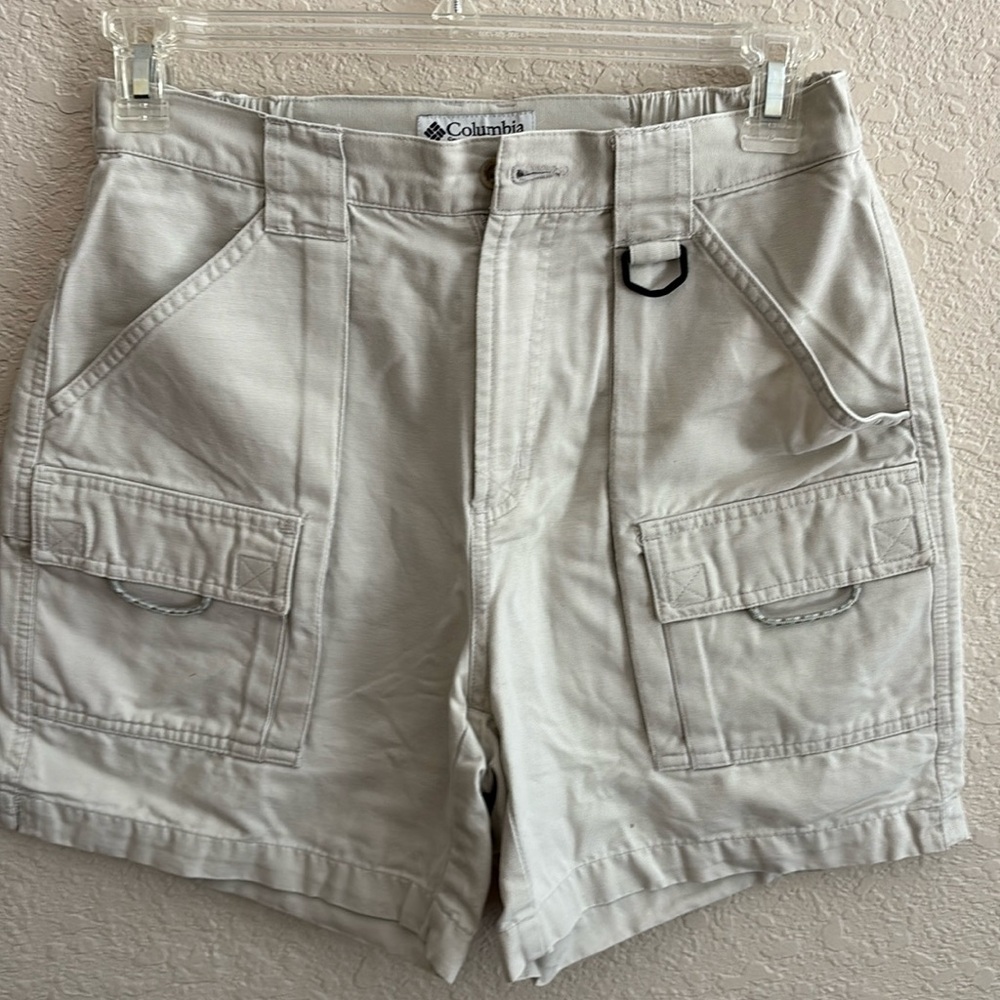 Columbia Women’s Short - Medium size